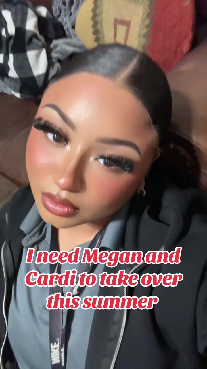 @Renaé