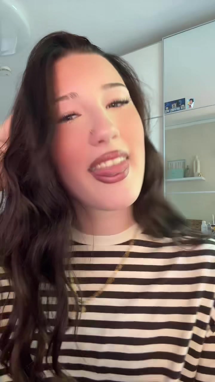 @ᴘʜɪʟɪɴᴇ⋆