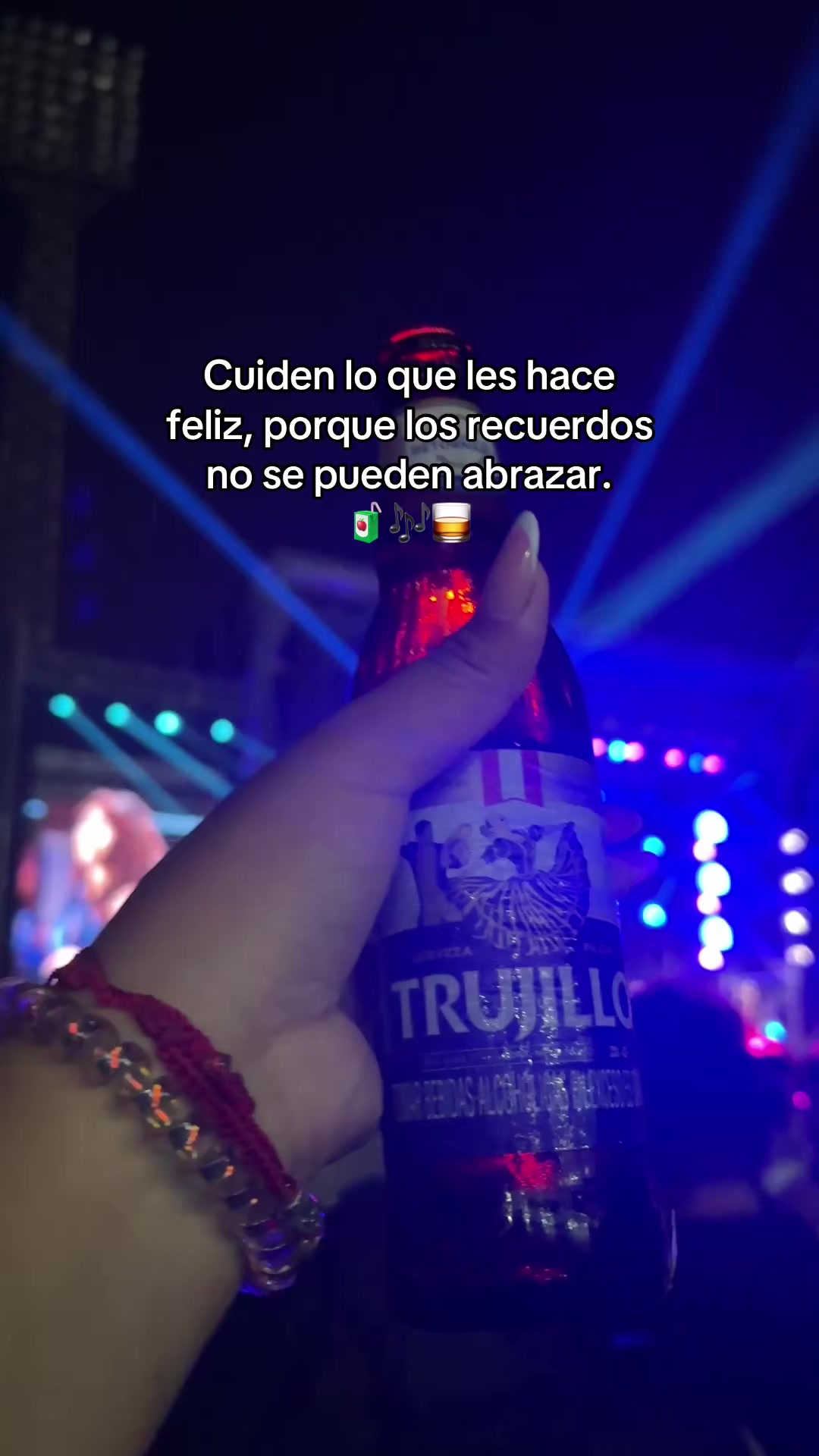 @Eimi Sifuentes