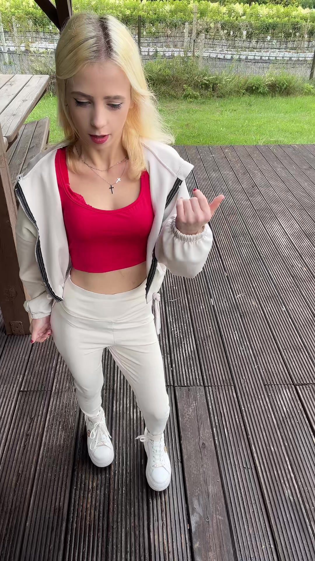 @Little_evil