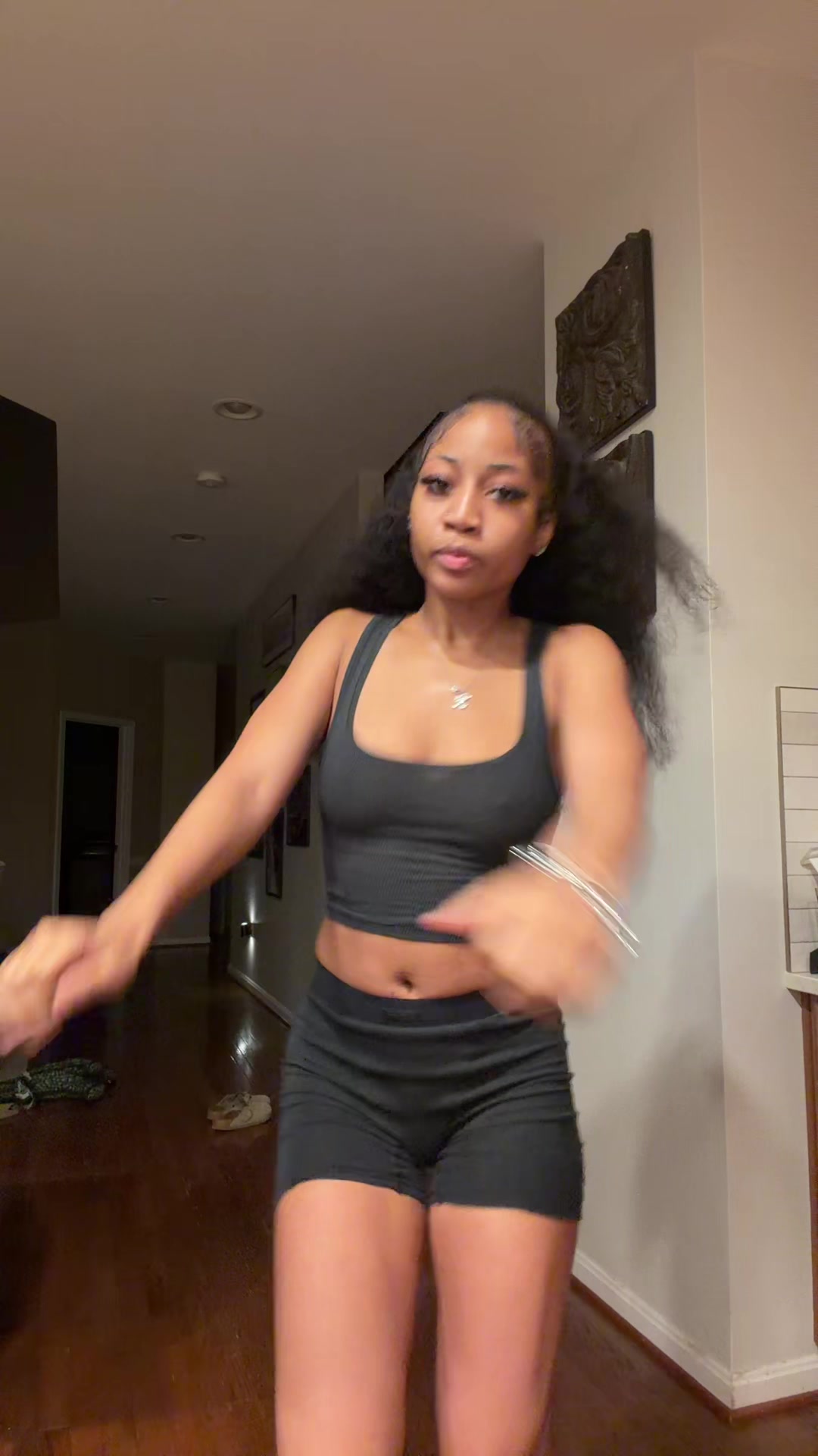 @Zo