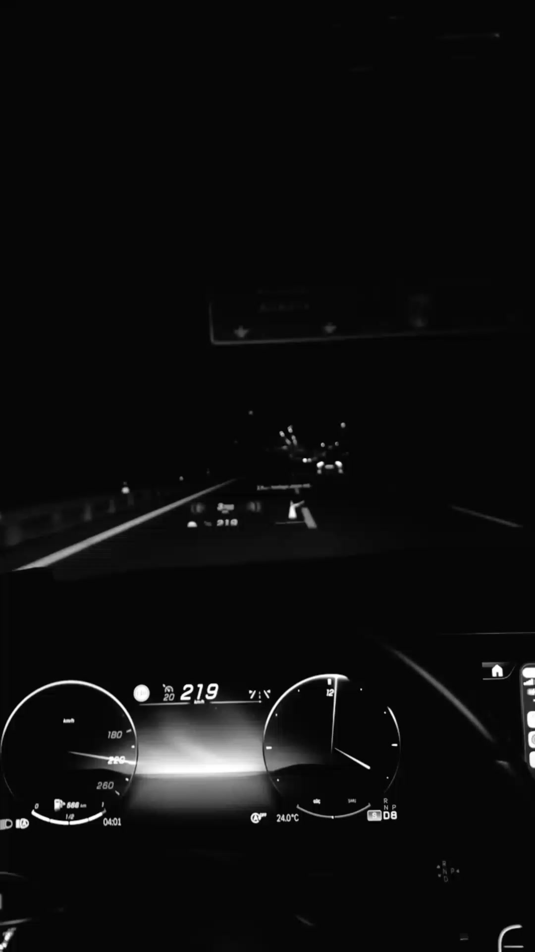 @🎧