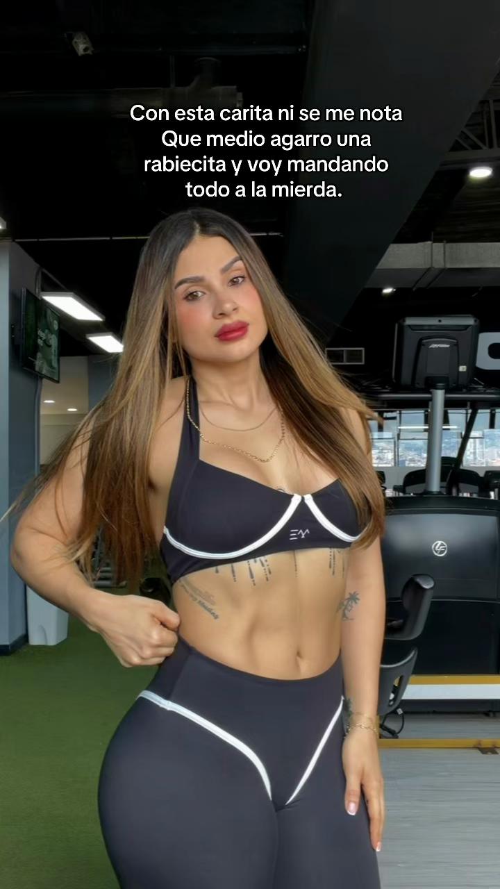 @Jenny Sofia Correa G