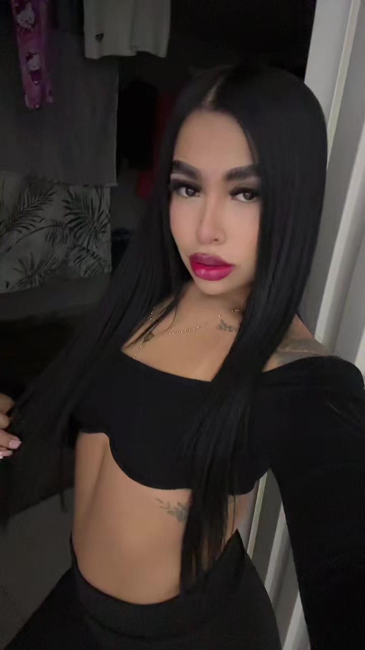 @Dani💞