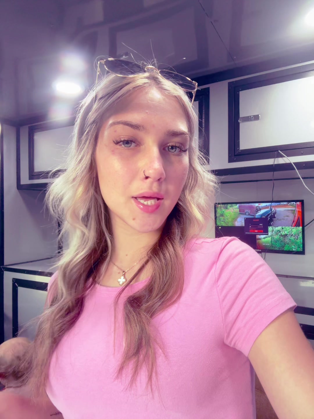 @jaclynnn