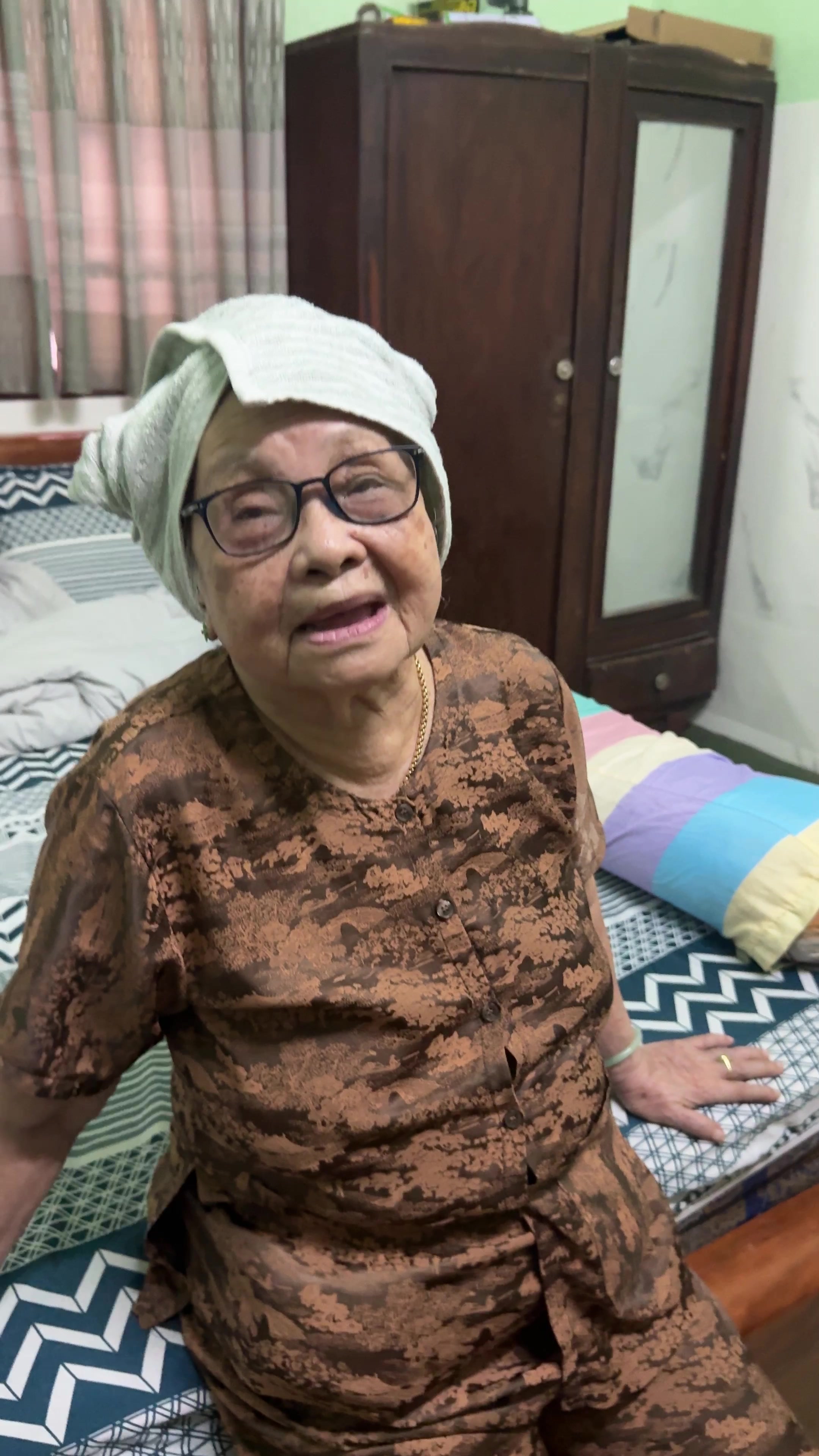 @Nguyễn Hồng Thủy