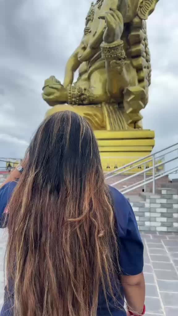 @Paru khadka💗💐