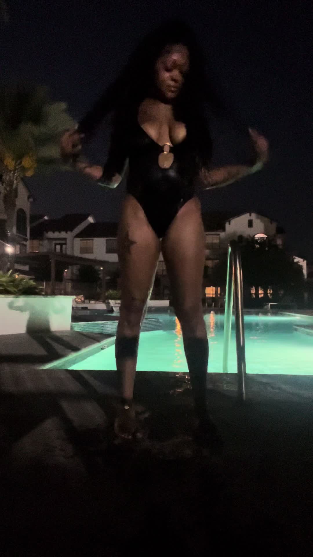 @shayla