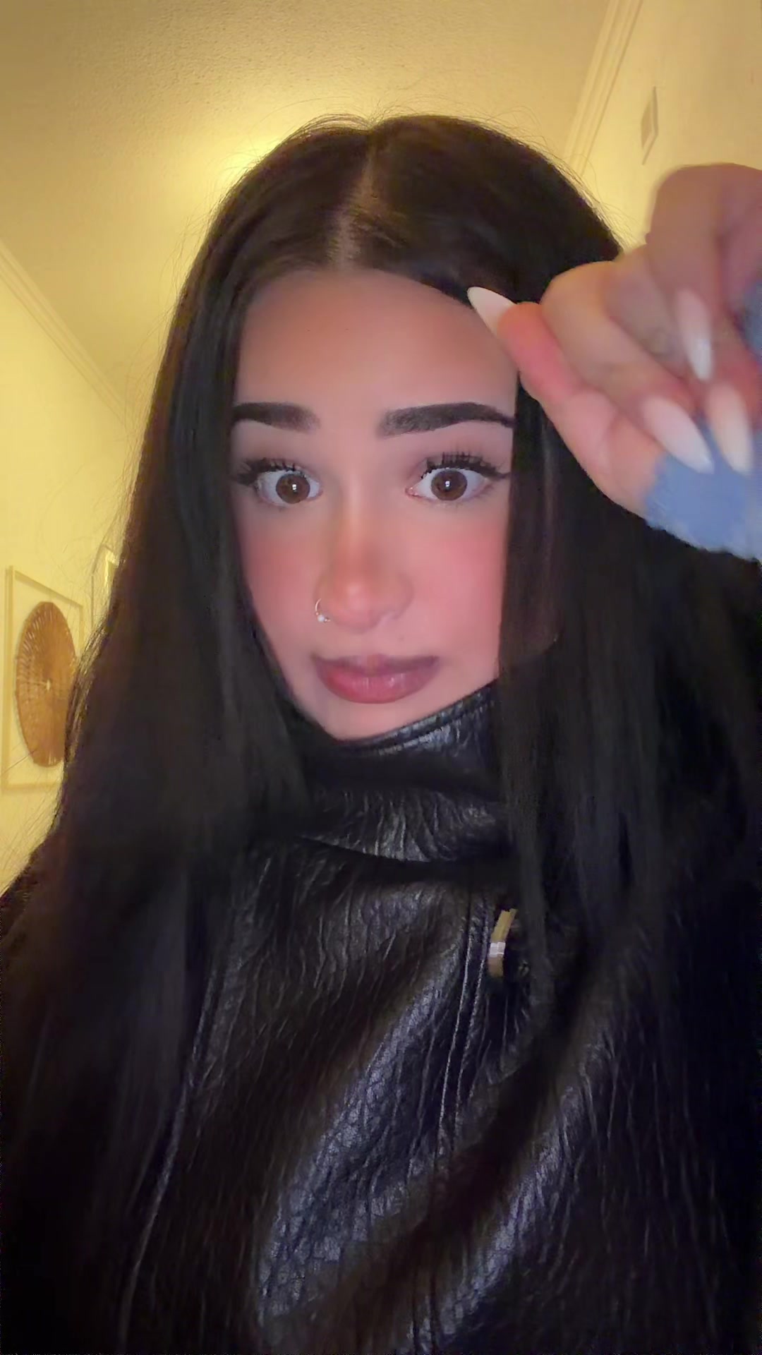 @itsnaaava