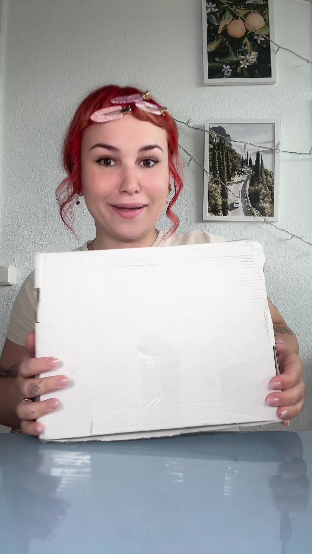 @laurassoberlife