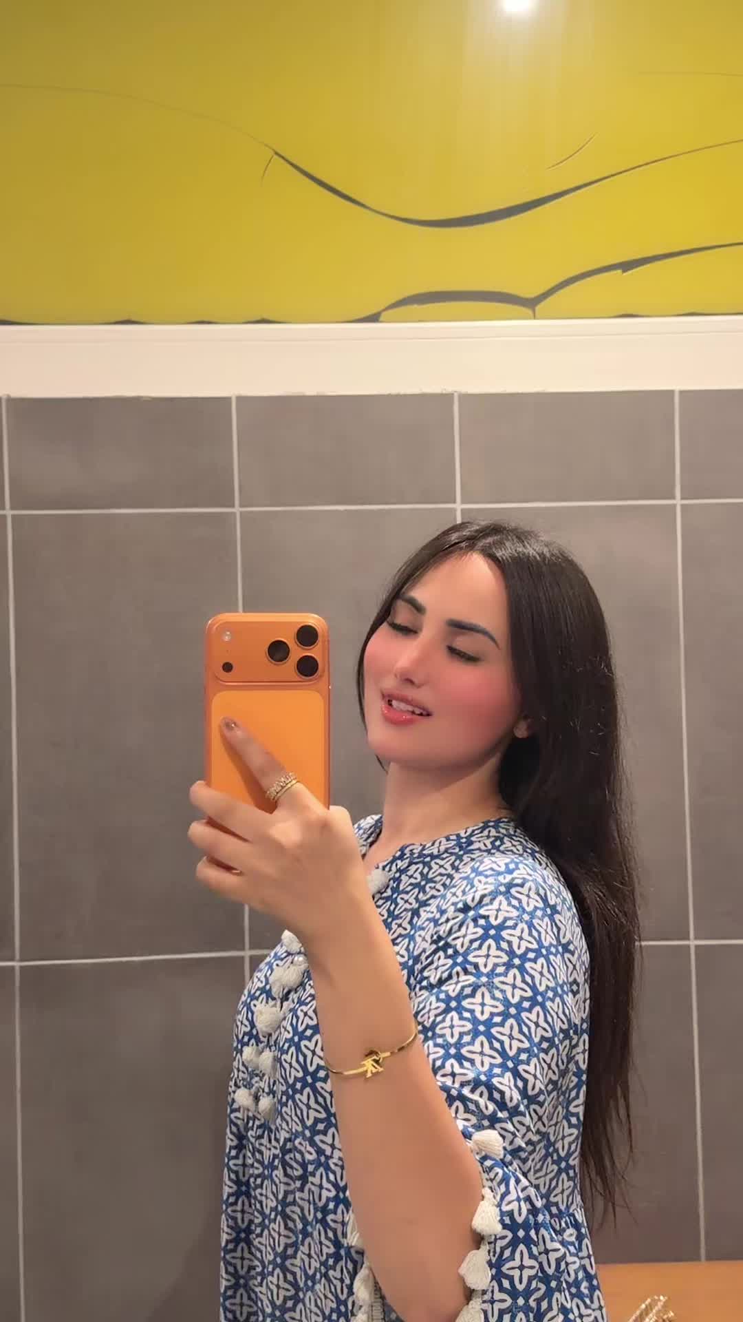 @queenasmaoo