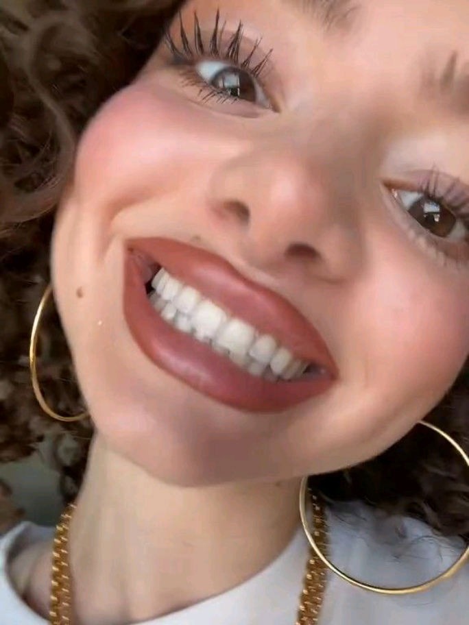 @𝐑𝐨𝐠𝐮𝐞 ★