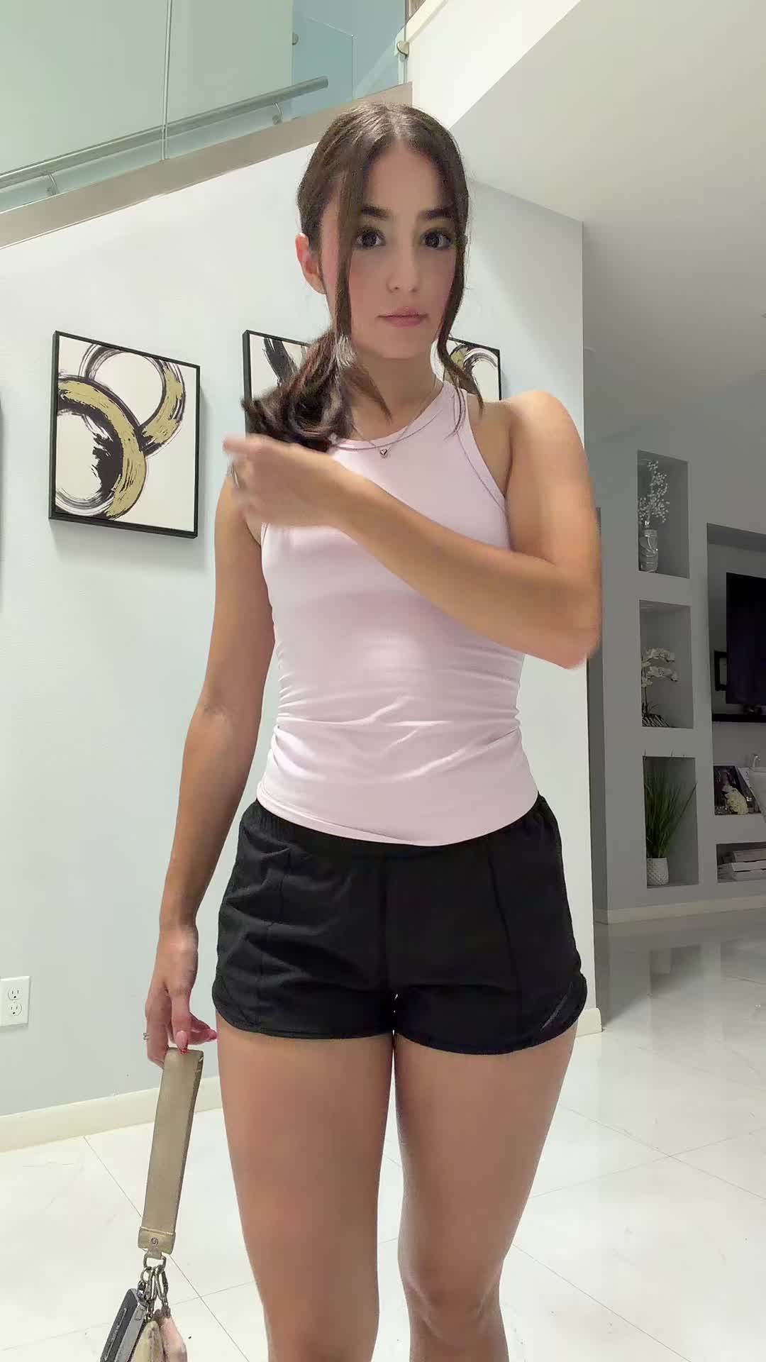 @azlinn