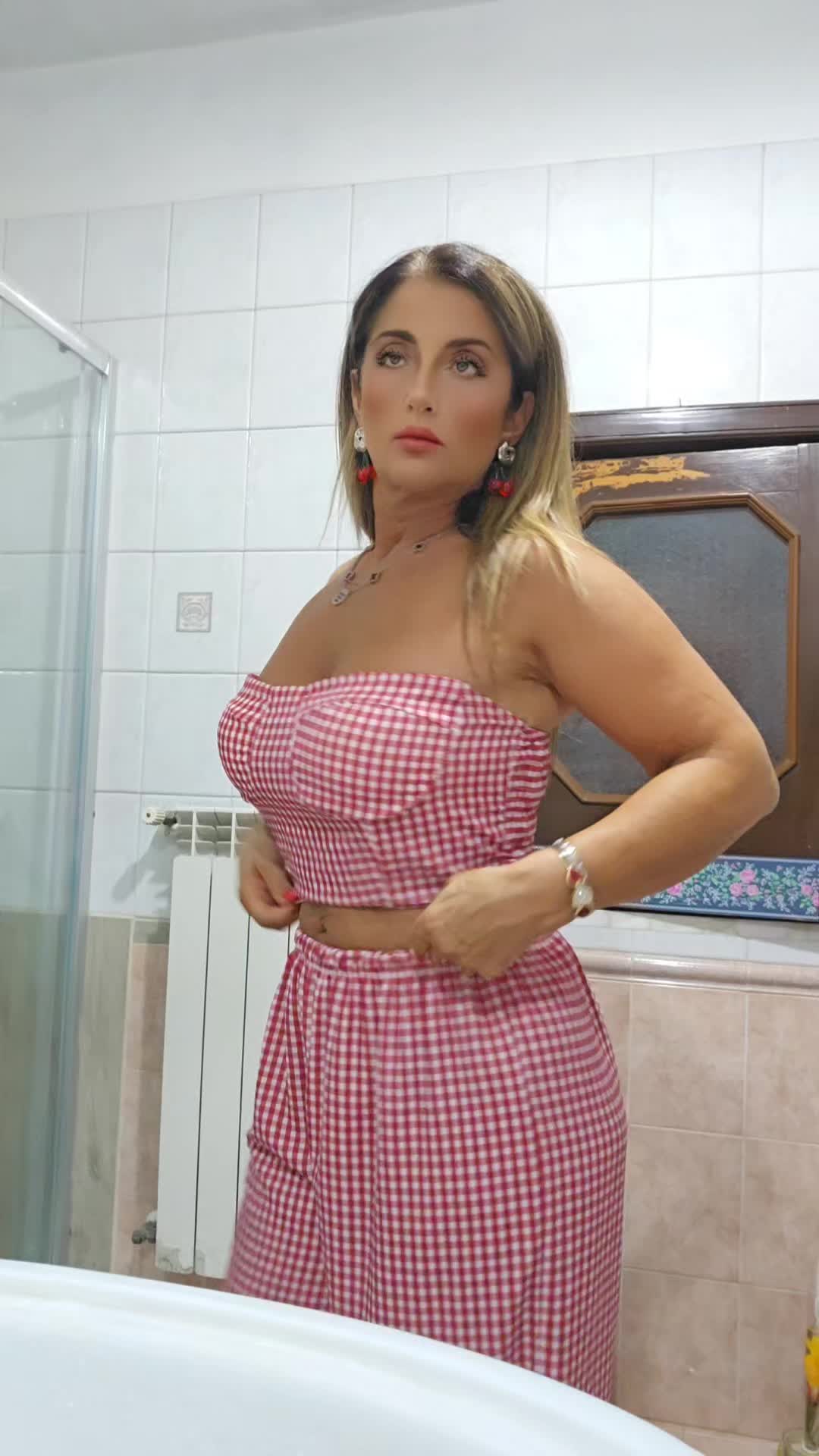 @Gina Di Caterino