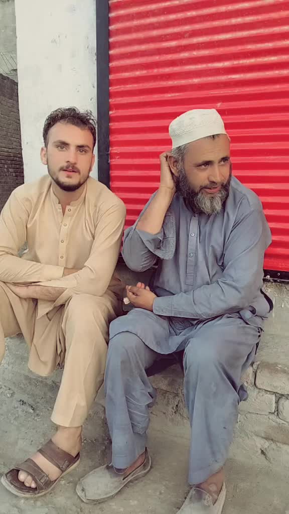 @Sabtain haider Khan hoti 999