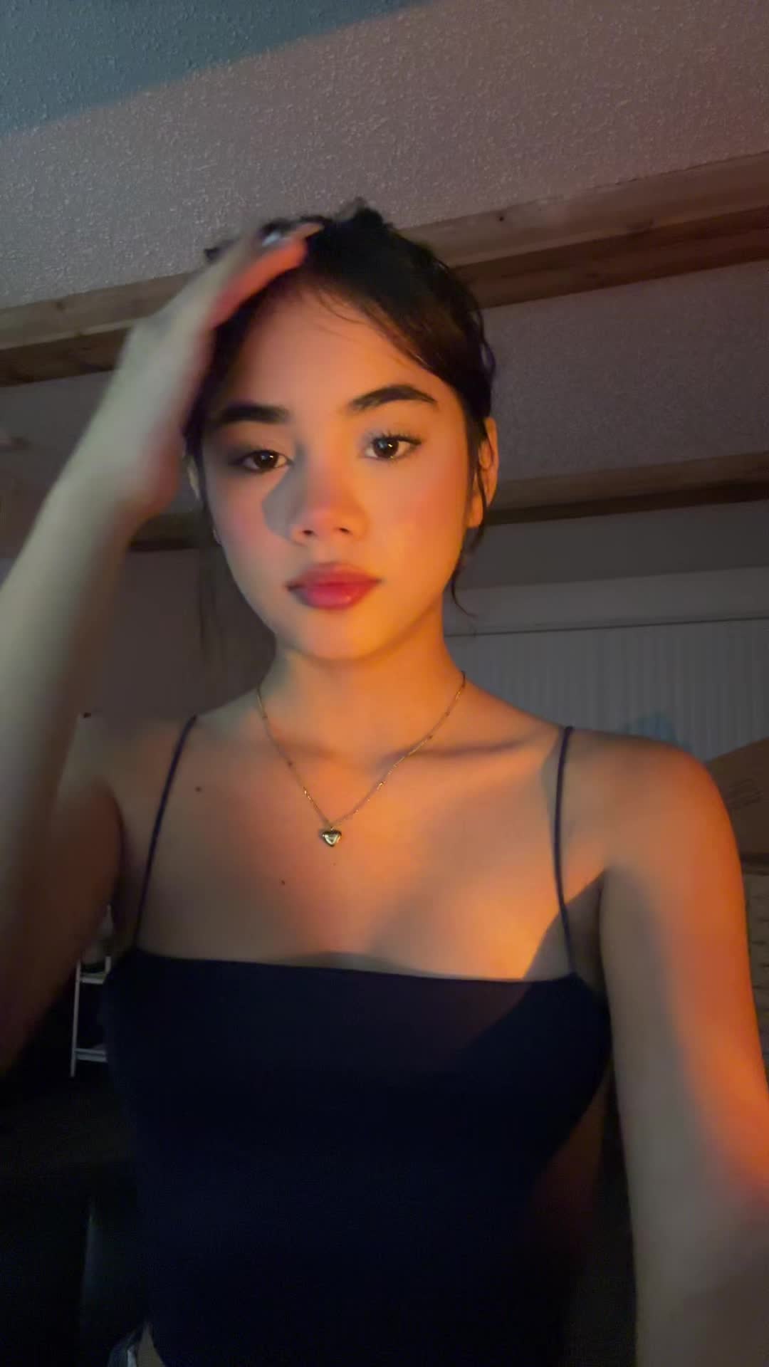 @๐ฌ๐๐๐๐