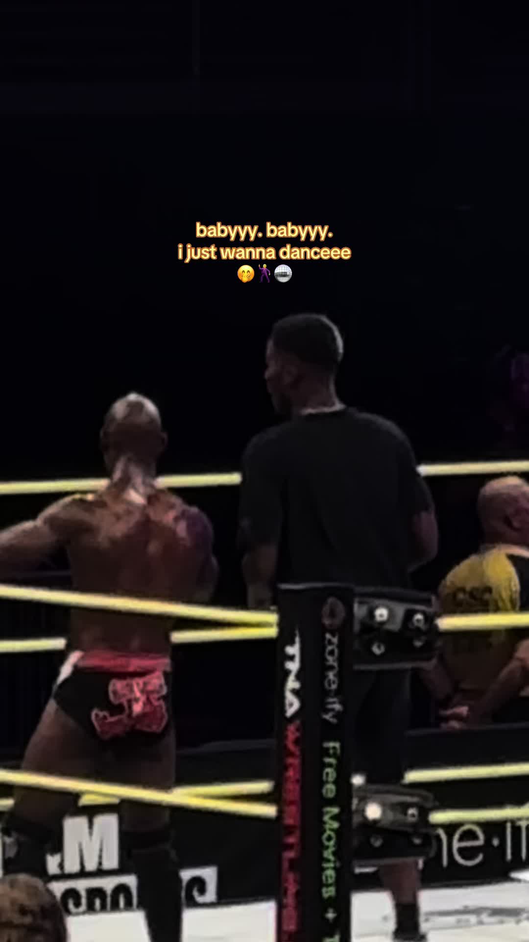 @liv.loves.wrestling