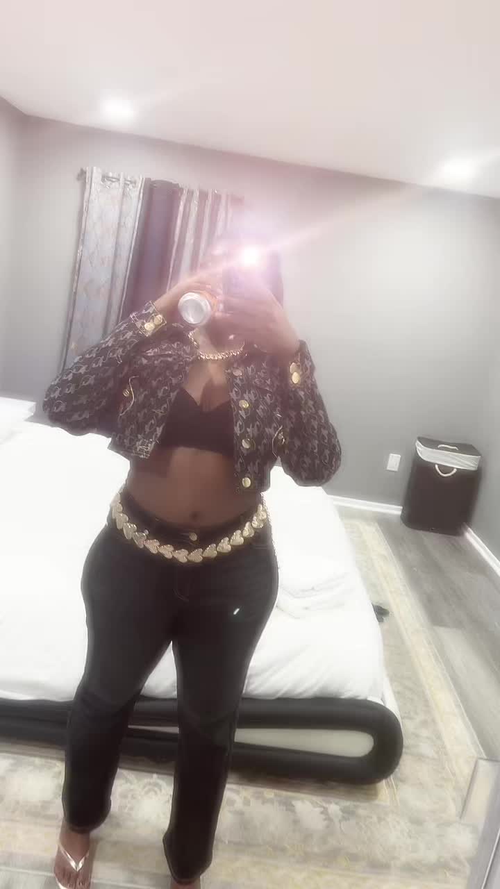 @Niyaa💋
