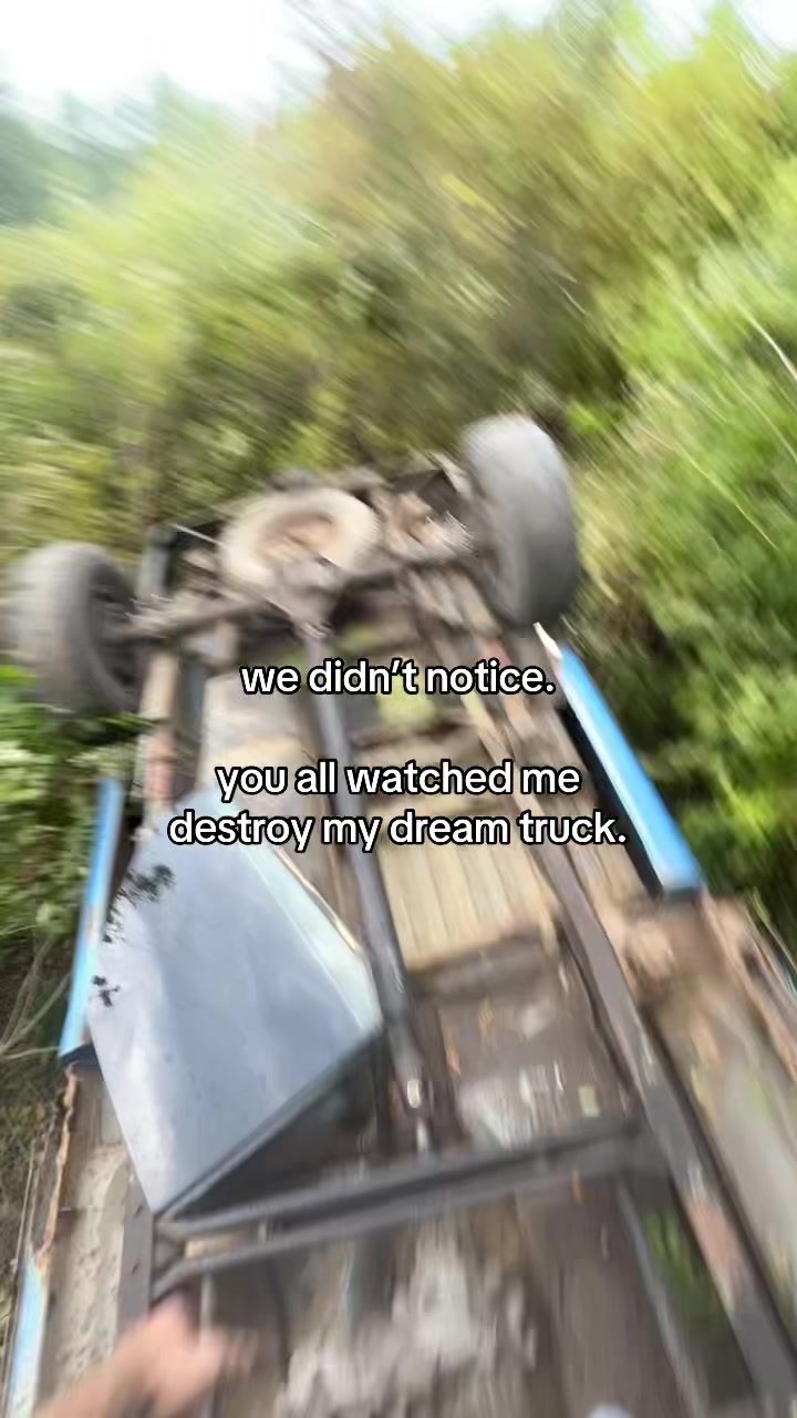 @𝓽𝓱𝓪𝓽𝓸𝔁𝓲𝓬𝓸𝓫𝓼