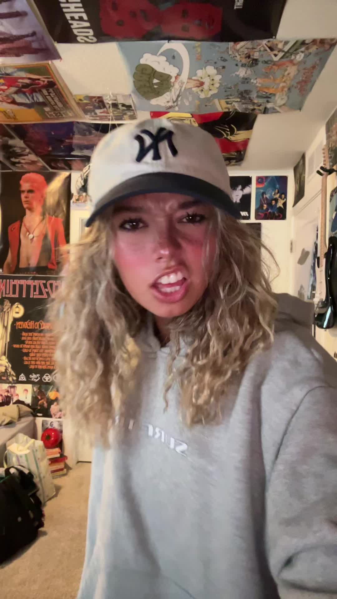 @Lily