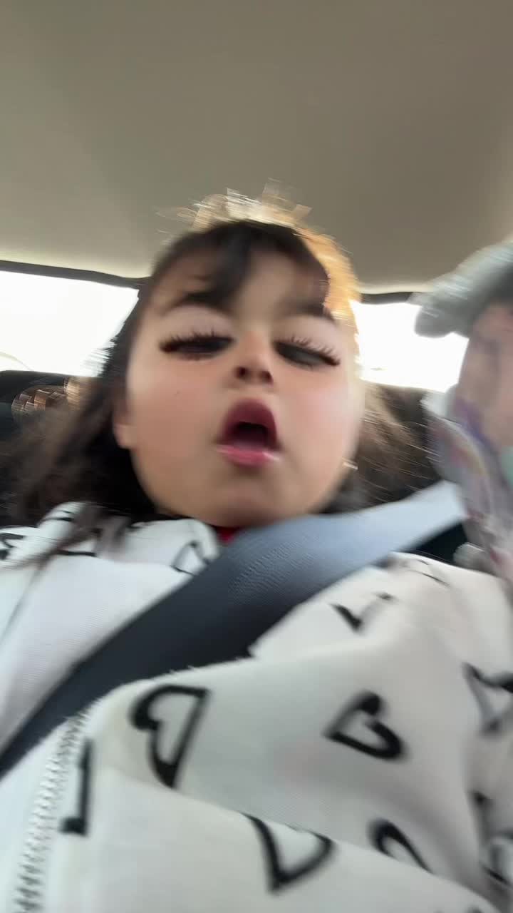 @Isabel Tavera