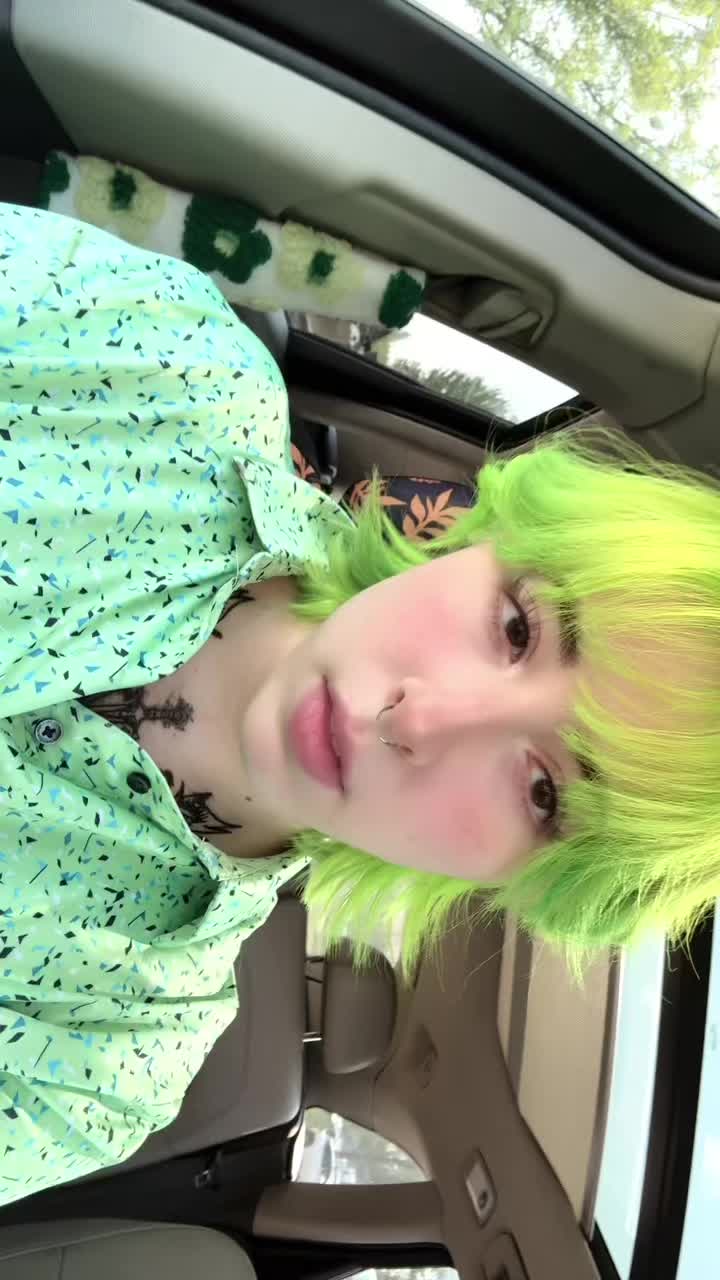 @impineapplegg