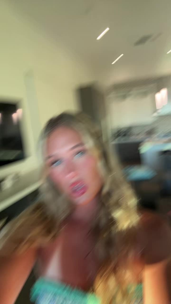 @😝🌊✌️💕🏃&zwj;♀️