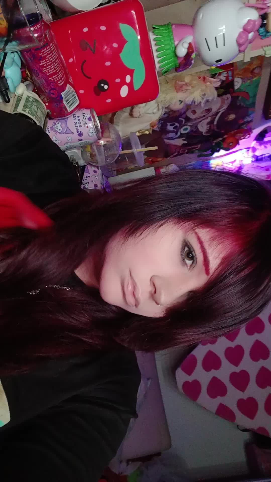 @🦄ria radical🔪