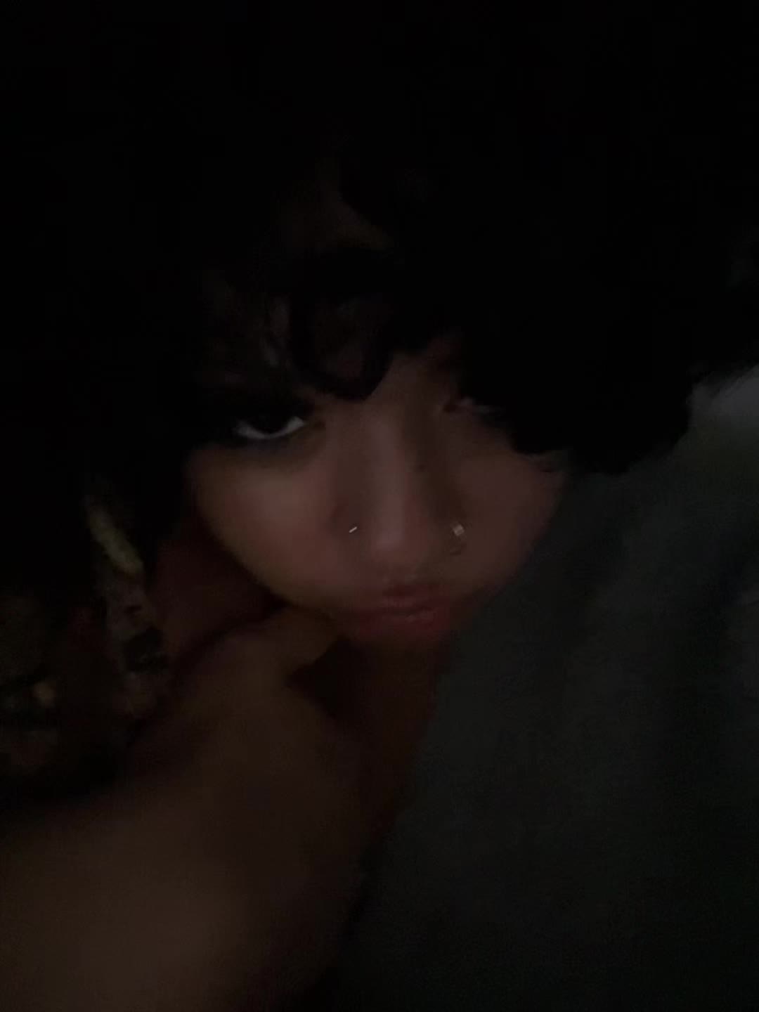 @Nicole🥀