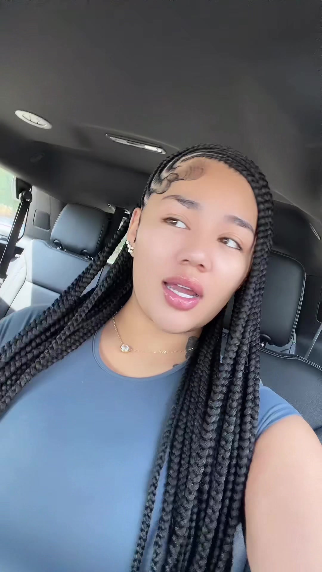 @Daysidukesho