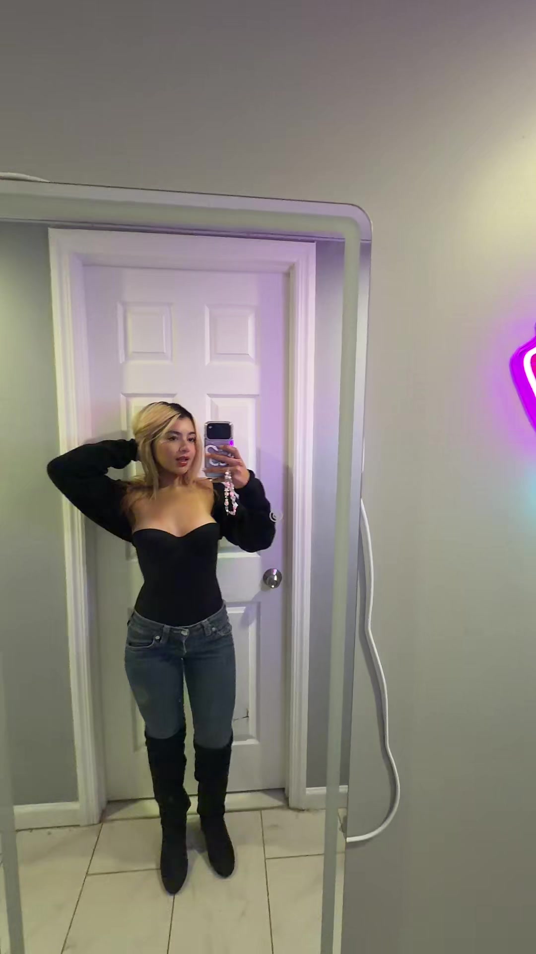 @nikoleredz