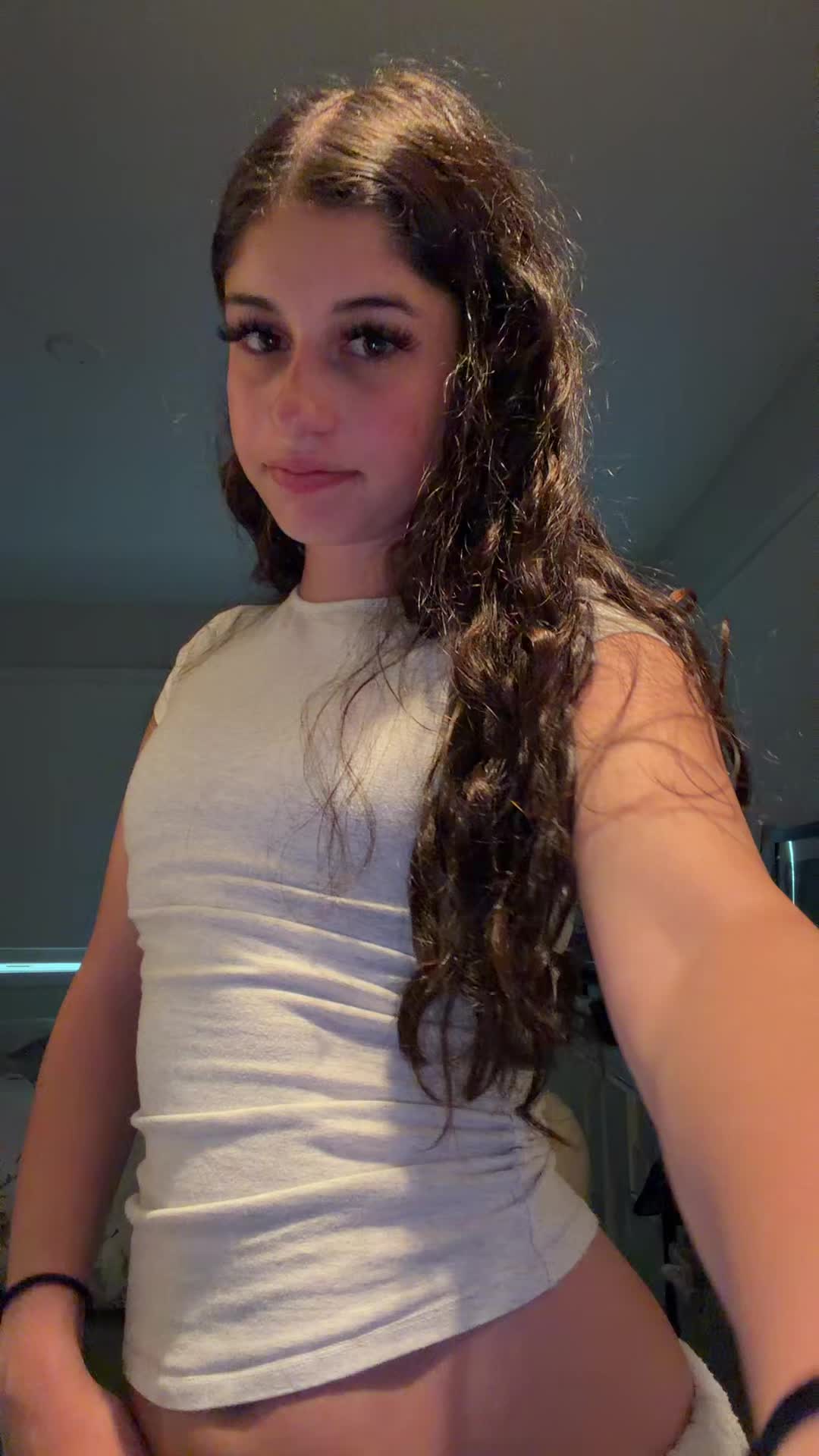 @®️