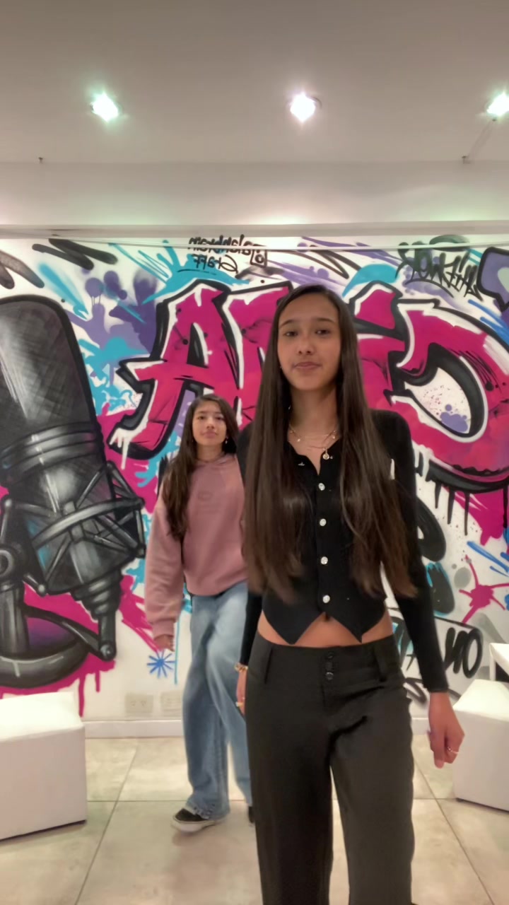 @Isabella_mejia