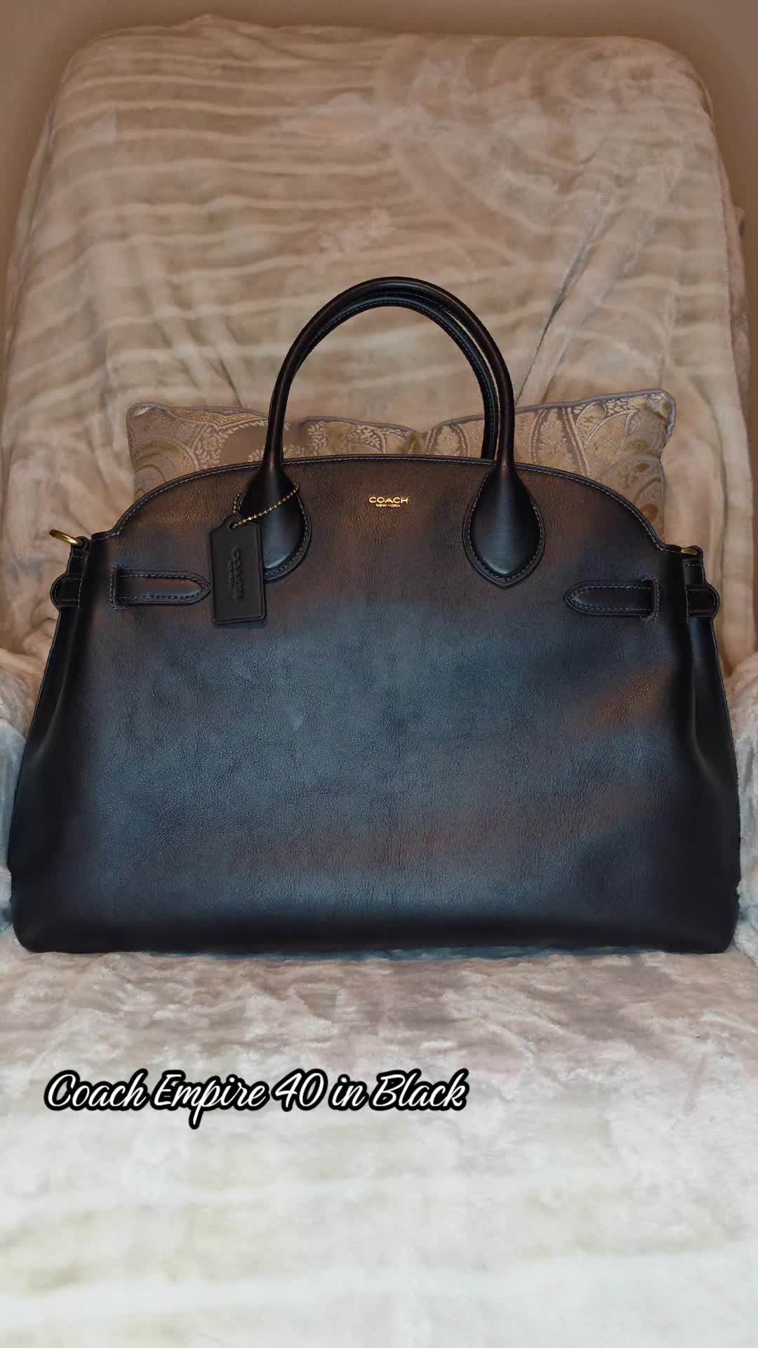 @CoolGirlCarry