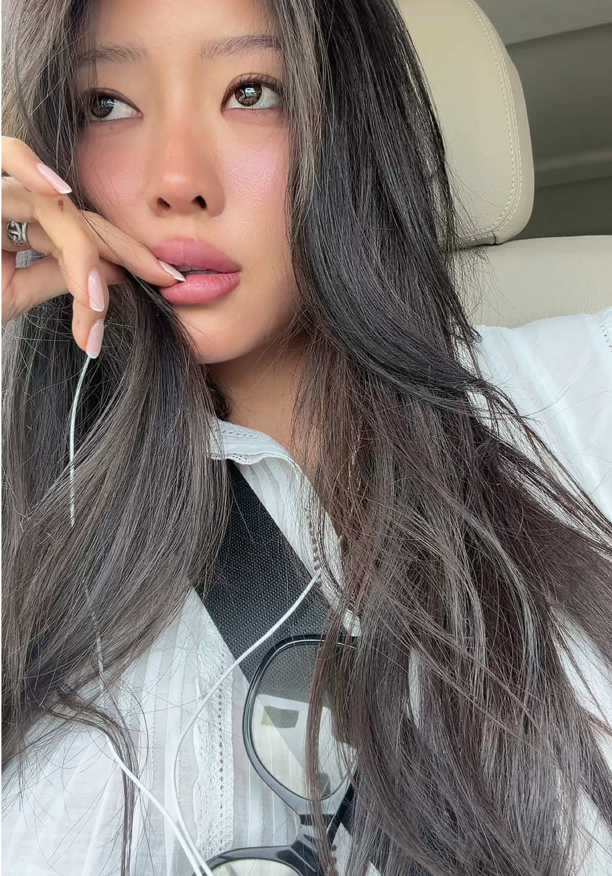 @notskyelarchase