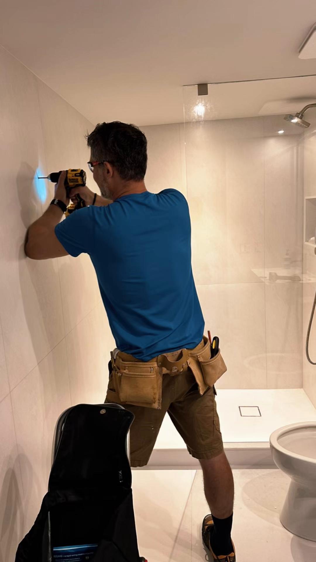 @Elite Handyman J & J