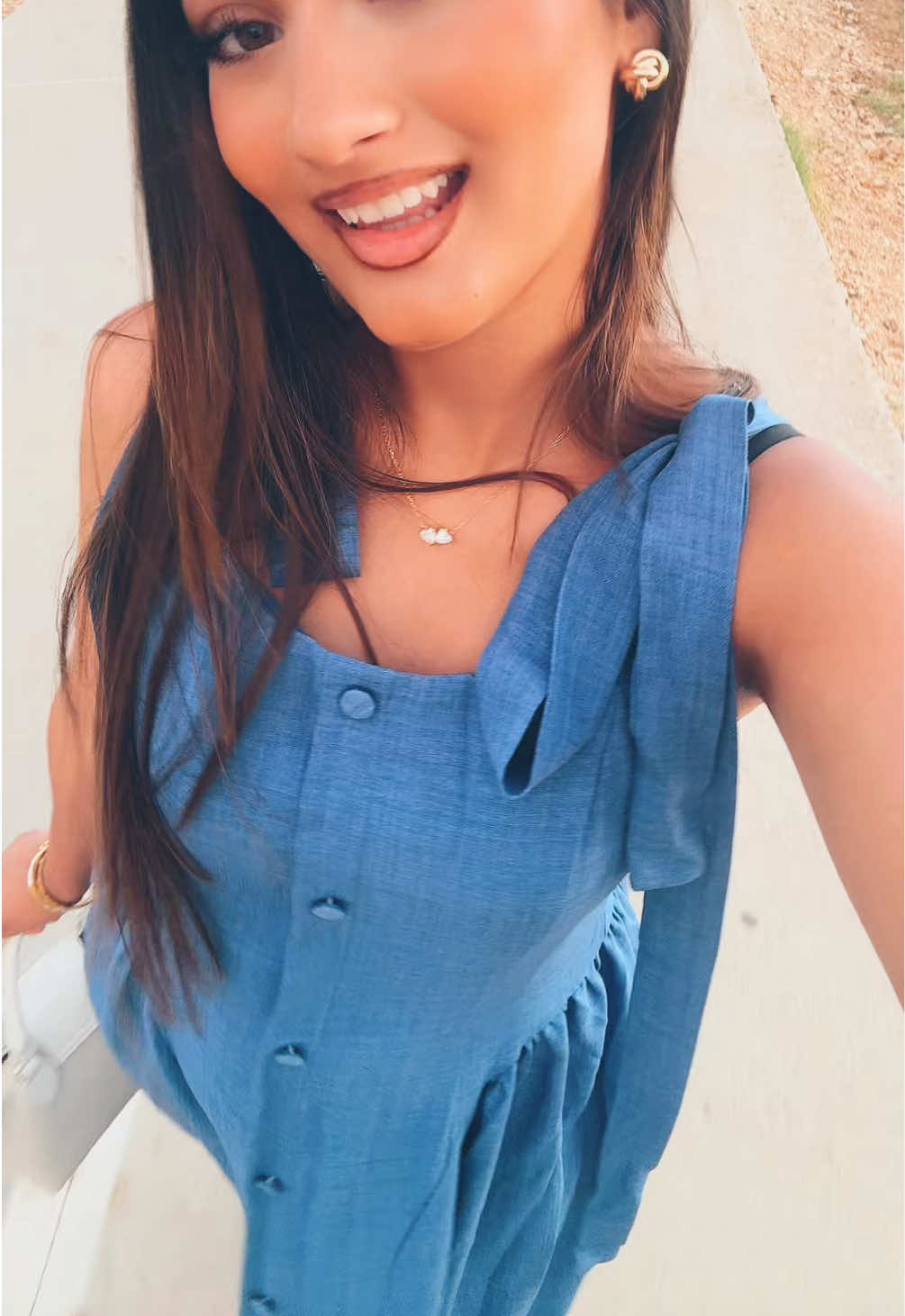 @𝐸🌺