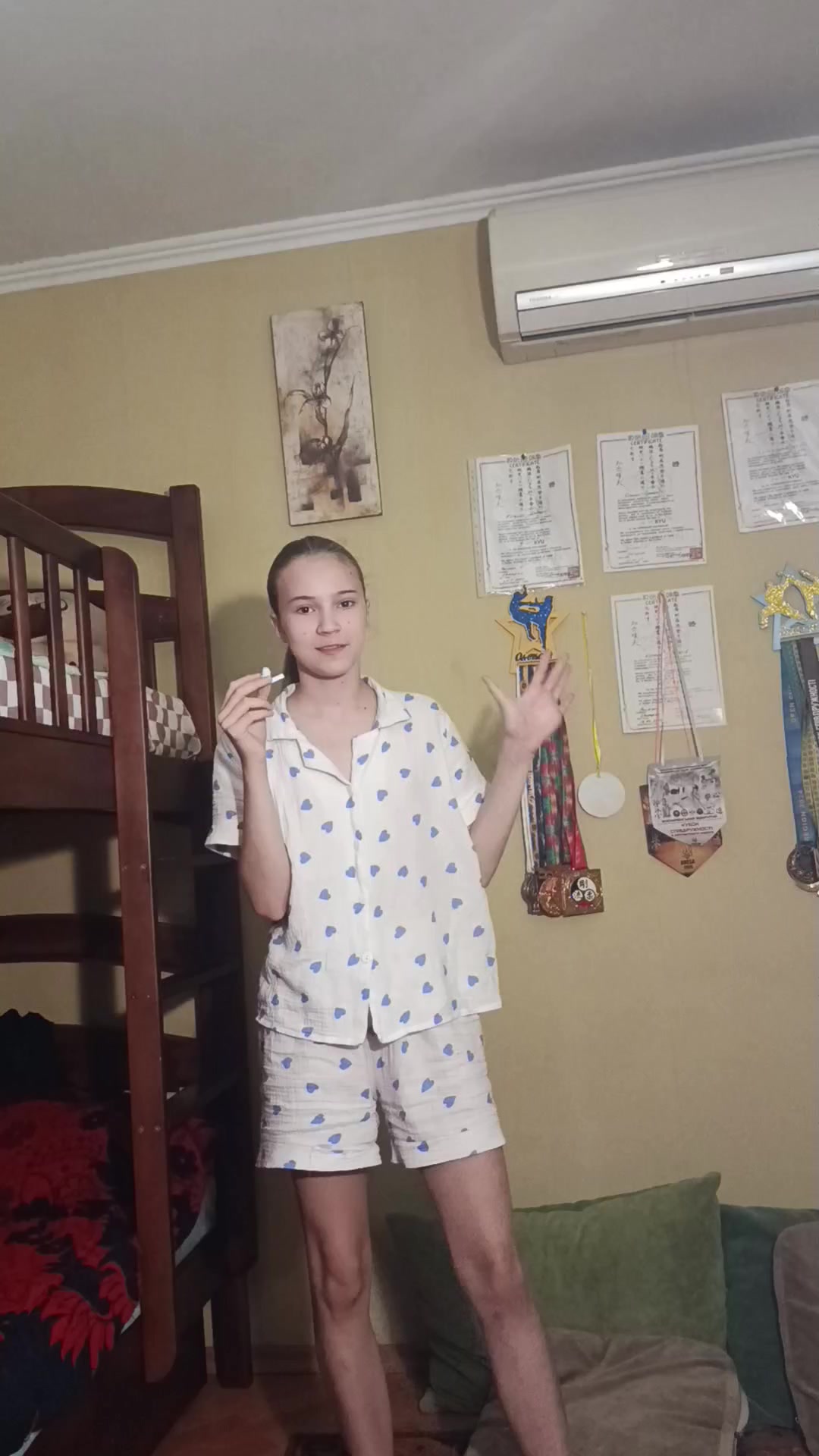 @𝓥𝓮𝓵𝓸𝒻𝓵𝓮𝓍