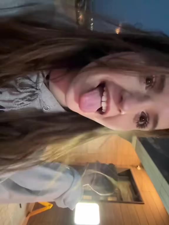 @viivviik