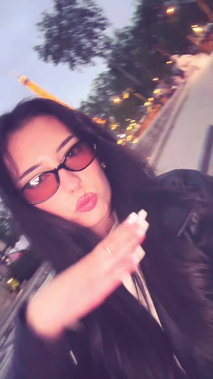 @لينا
