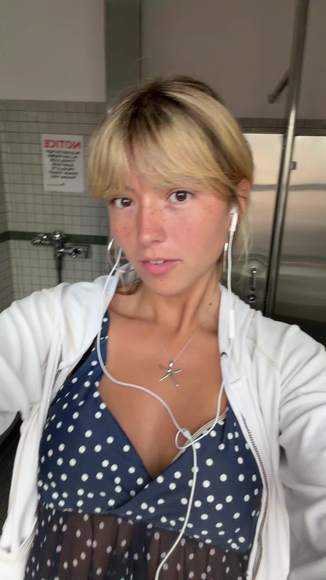 @$$$$