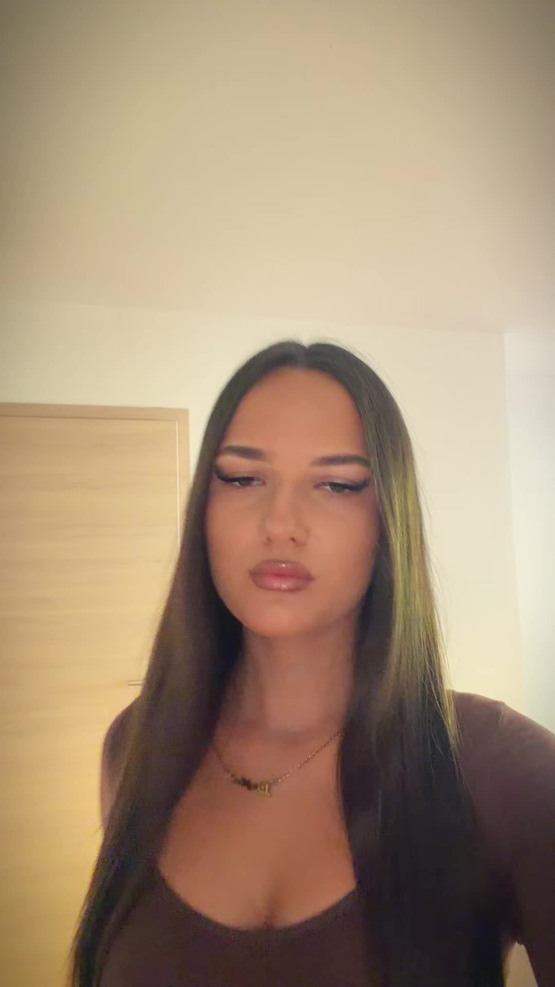 @𝐋𝐕