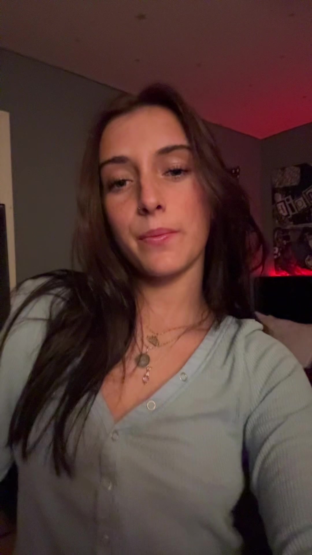 @annikaperryyy