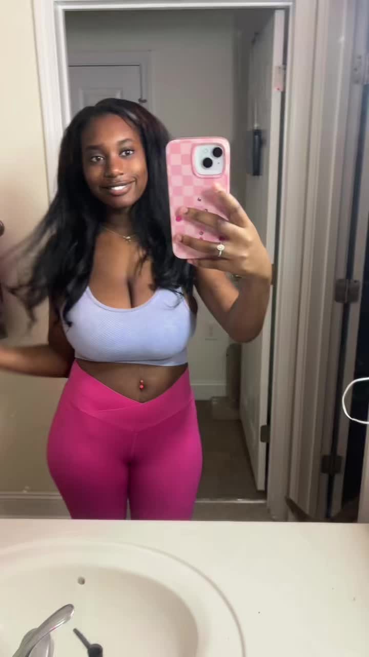 @sydneyjeneen