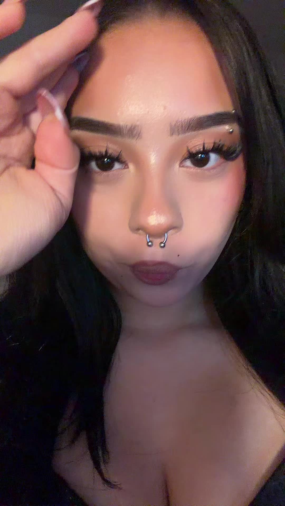 @vi
