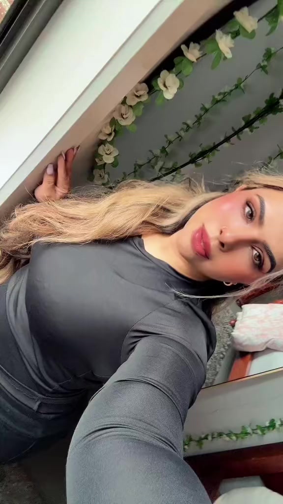 @gulabiqn