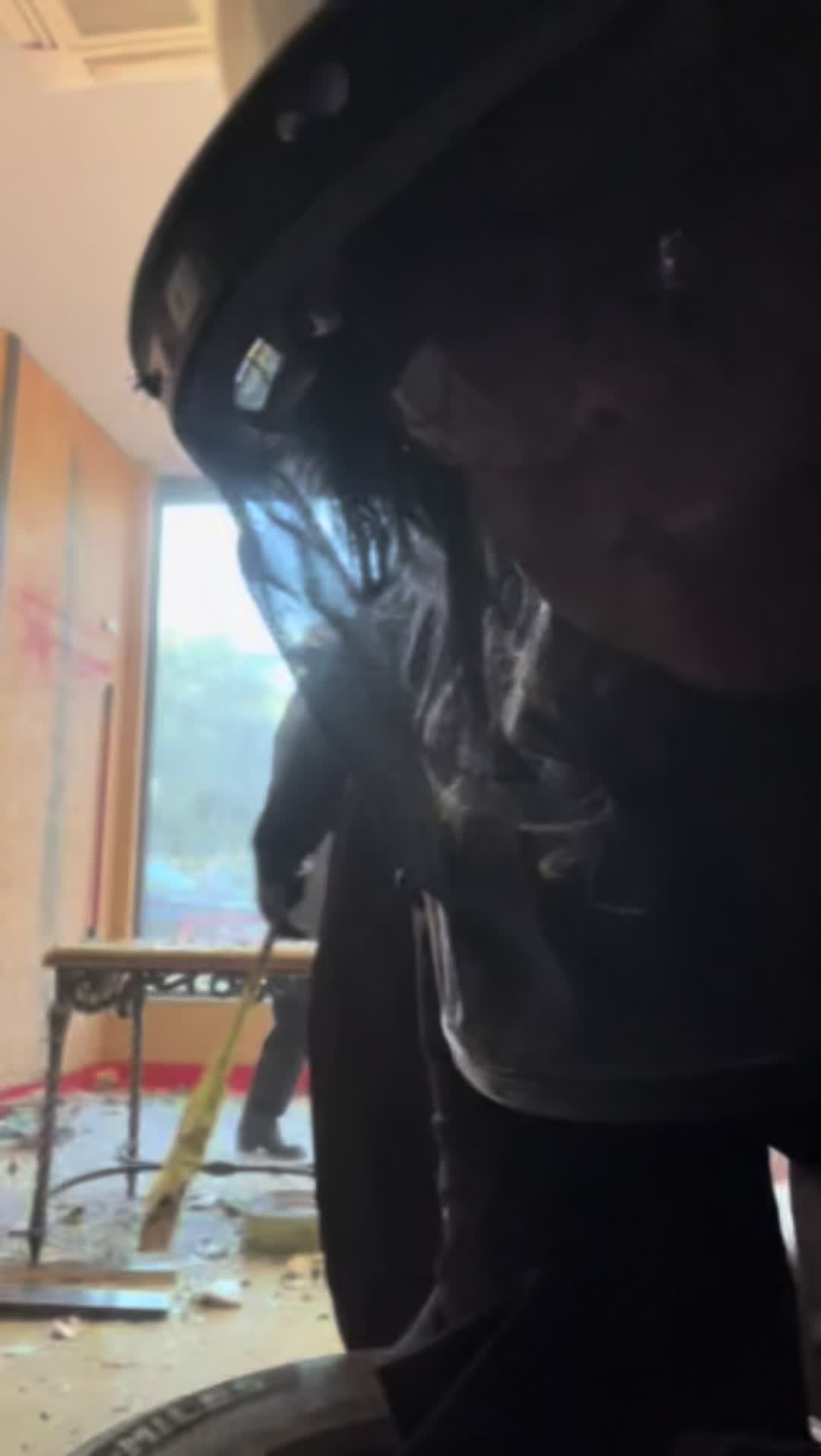 @E