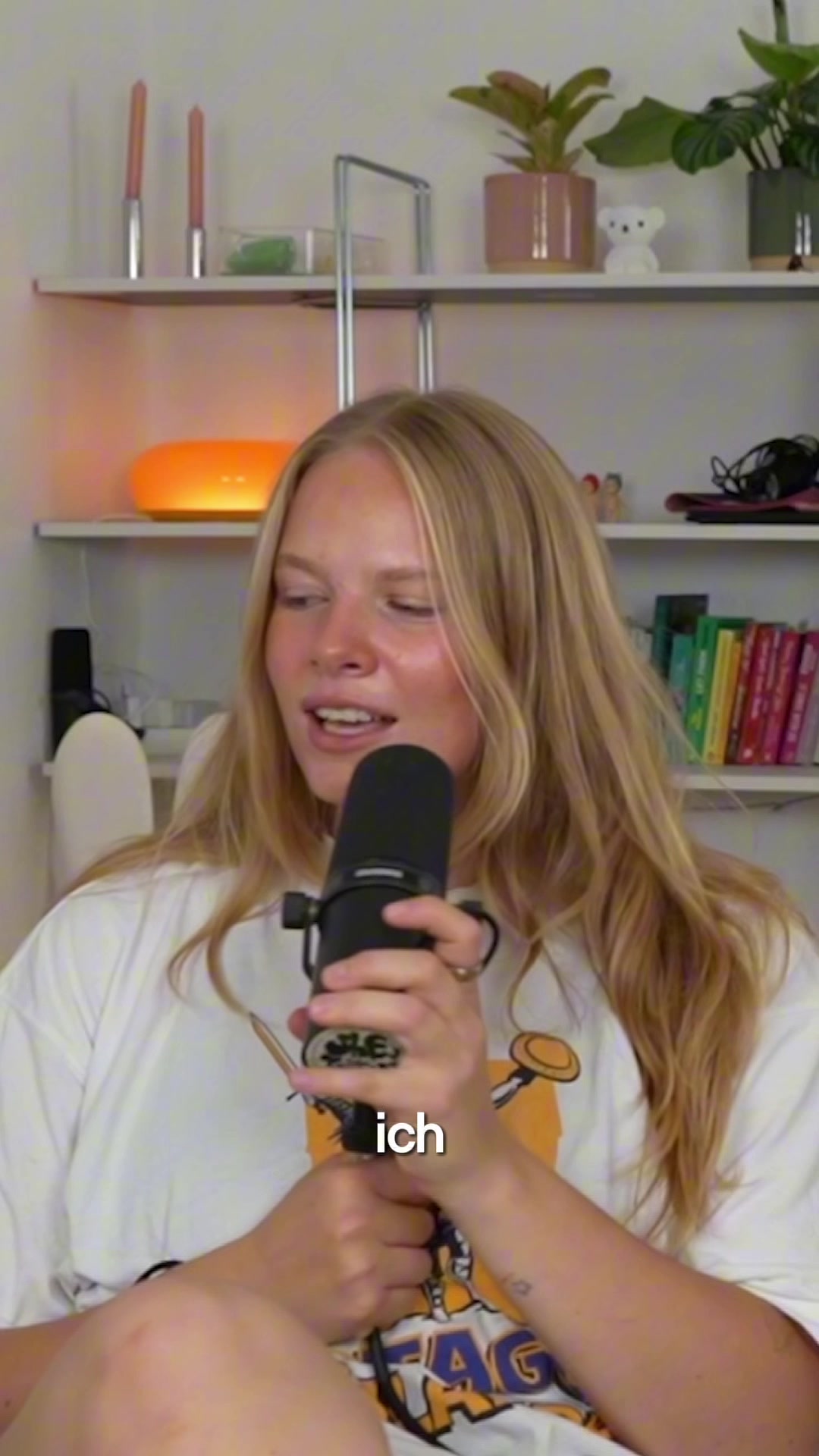 @She&lsquo;s Talking!