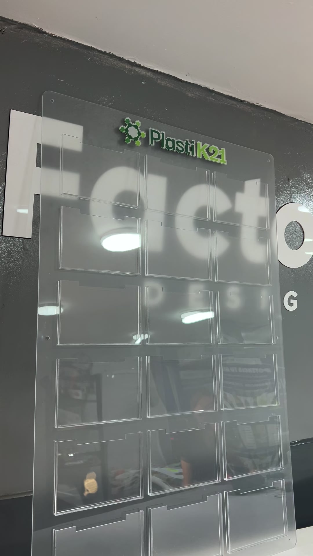 @Factory.ve