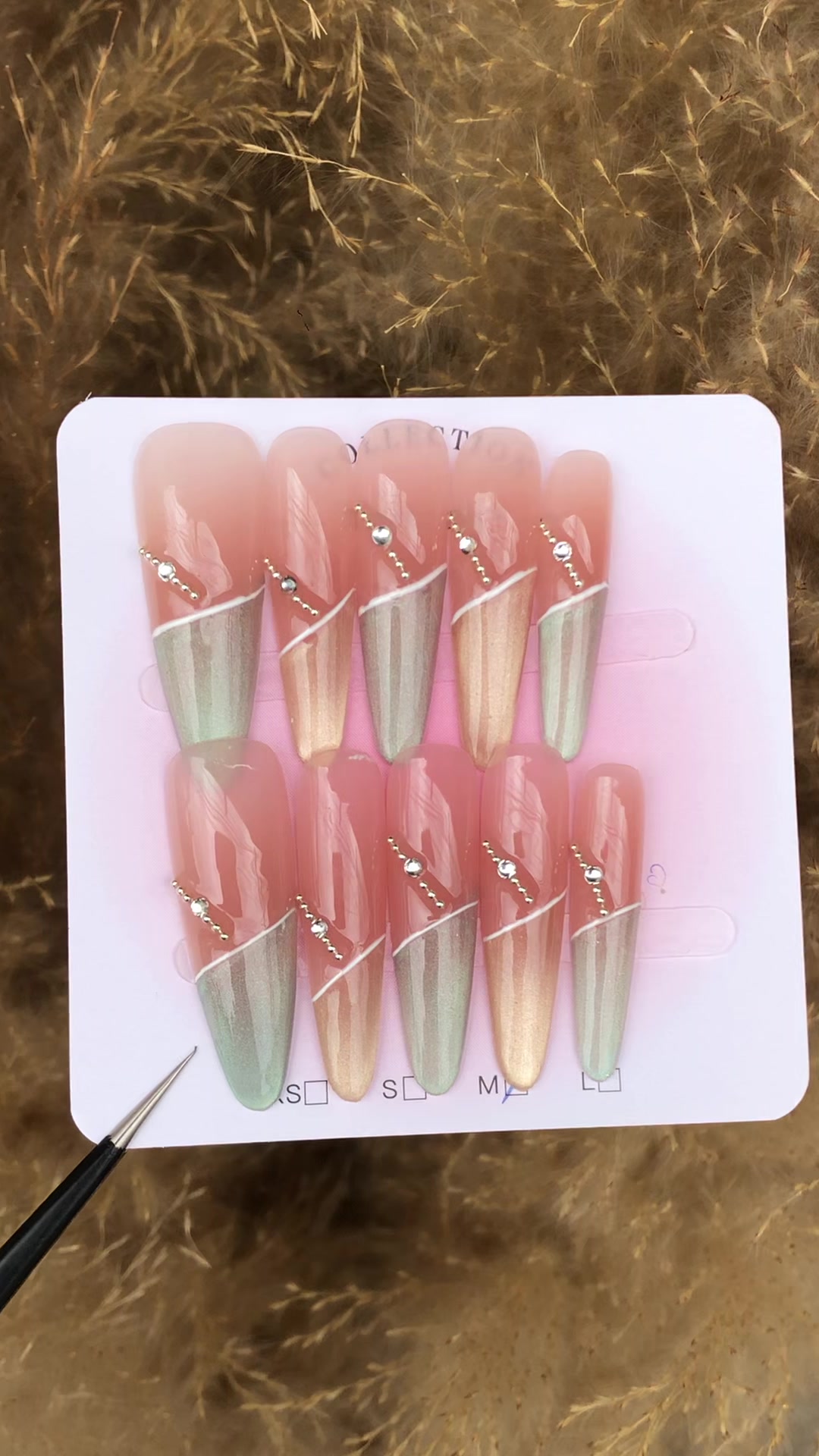 @JMhandmadepressonnails